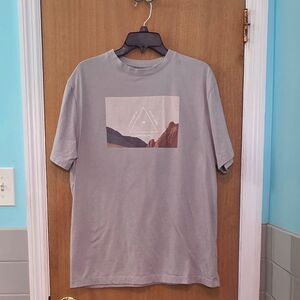 American Eagle Outfitters Light Gray Mountain Tee Large (Or Better Offer)